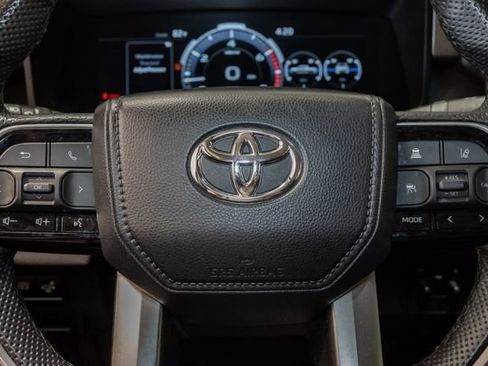 Used 2024 Toyota Tundra Limited AWD/4WD image 12