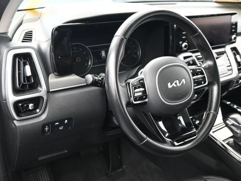 Used 2022 Kia Sorento SX AWD/4WD image 15