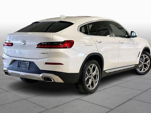Used 2022 BMW X4 xDrive30i w/ Premium Package image 13