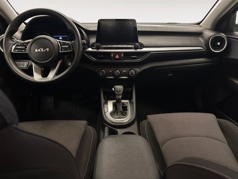Used 2022 Kia Forte LXS FWD image 11