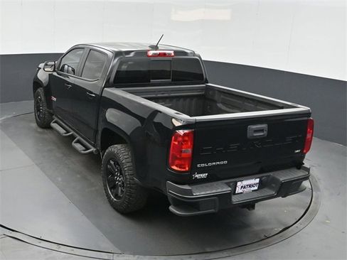 Used 2022 Chevrolet Colorado Z71 w/ Z71 Midnight Edition image 32