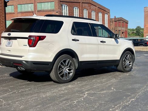 Used 2019 Ford Explorer Sport w/ Equipment Group 401A AWD/4WD image 7