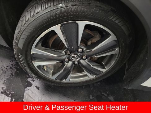 Used 2019 Lexus UX 250h AWD/4WD image 10