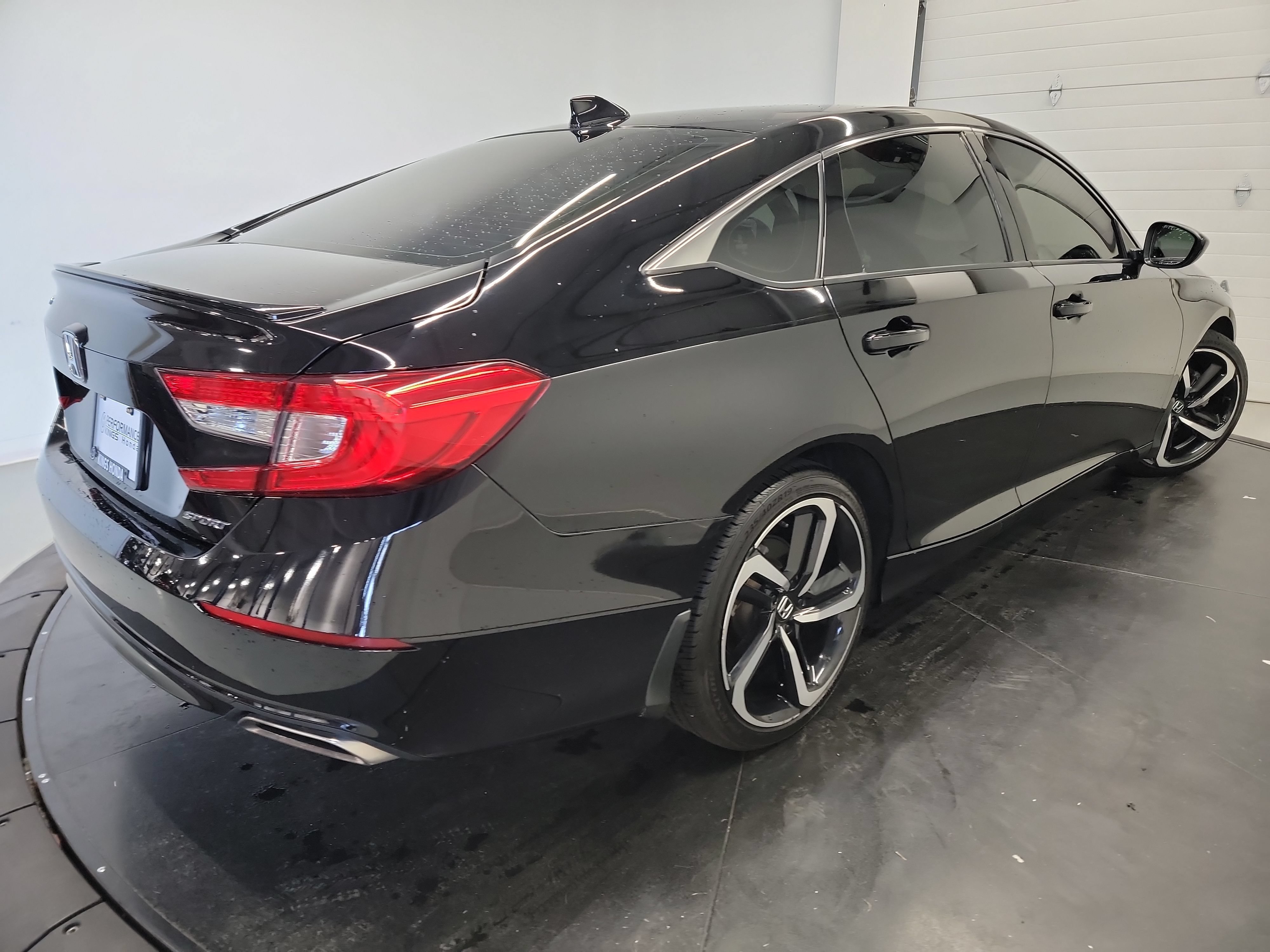 Used 2022 Honda Accord Sport image 9