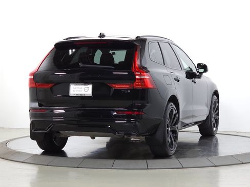 Used 2025 Volvo XC60 T8 Ultra AWD/4WD image 9