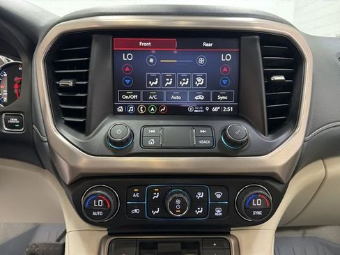 Used 2023 GMC Acadia Denali w/ Denali Ultimate Package AWD/4WD image 19