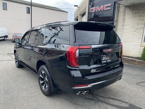 Certified 2025 GMC Yukon XL AT4 w/ AT4 Premium Plus Package AWD/4WD image 4