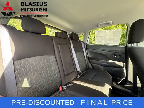 Used 2025 Mitsubishi Outlander Sport ES AWD/4WD image 45