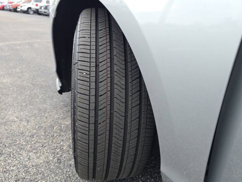 Used 2024 Honda Accord Sport image 29