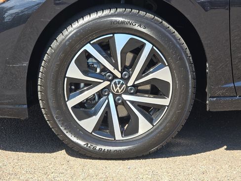 Used 2025 Volkswagen Jetta S FWD image 24