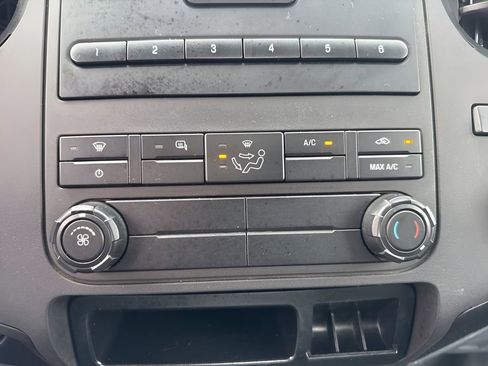 Used 2016 Ford F250 XL w/ Power Equipment Group image 14