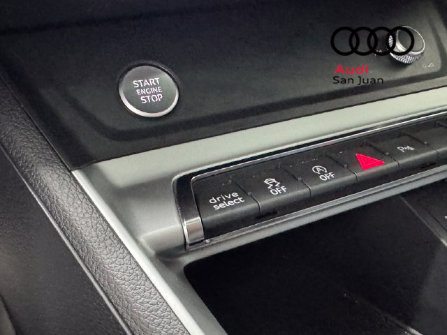 Used 2020 Audi Q3 2.0T Premium AWD/4WD image 31