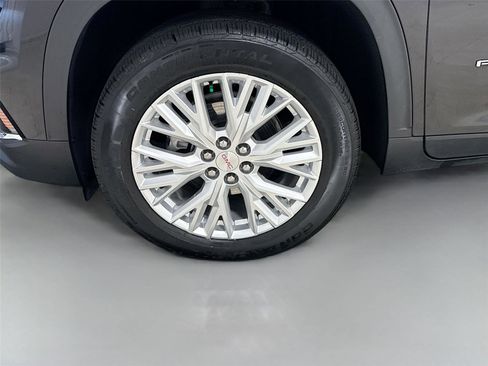 Used 2024 GMC Acadia Elevation FWD image 32