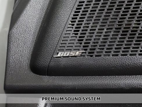 Used 2024 Kia Carnival SX Prestige image 5