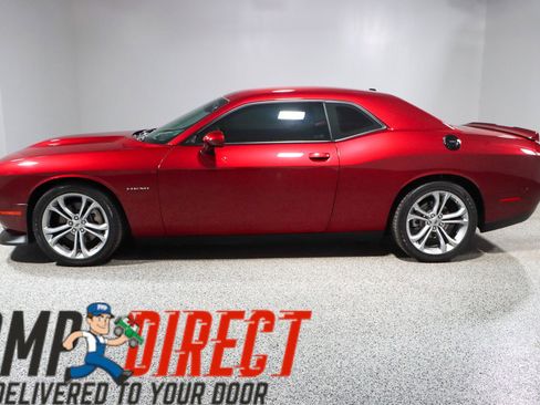 Used 2022 Dodge Challenger R/T image 10