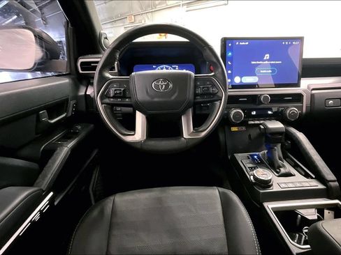 Used 2025 Toyota 4Runner TRD Sport Premium AWD/4WD image 4