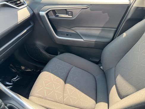 Certified 2023 Toyota RAV4 XLE w/ Convenience Package AWD/4WD image 30