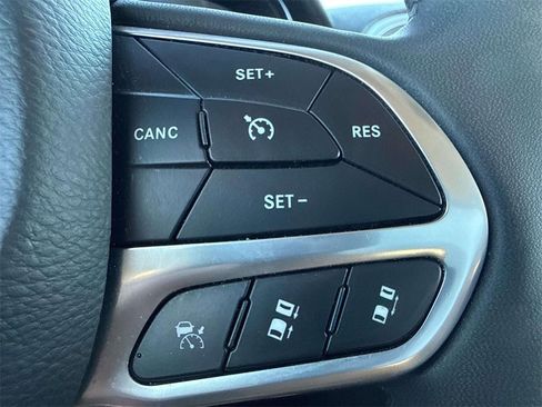 Used 2023 Chrysler 300 Touring L w/ Popular Equipment Group image 26