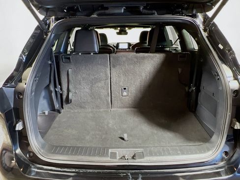Certified 2025 Toyota Highlander XSE AWD/4WD image 23