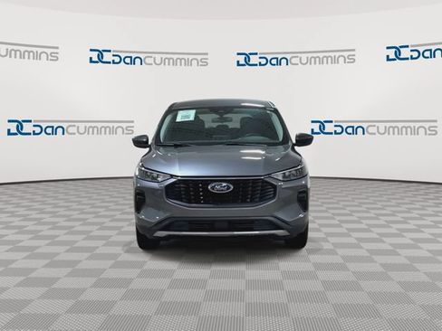 Used 2024 Ford Escape Active AWD/4WD image 3