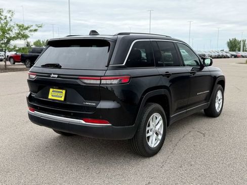 Used 2023 Jeep Grand Cherokee Laredo AWD/4WD image 6