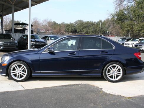 Used 2012 Mercedes-Benz C 300 C 300 Luxury 4MATIC AWD 4dr Se image 7