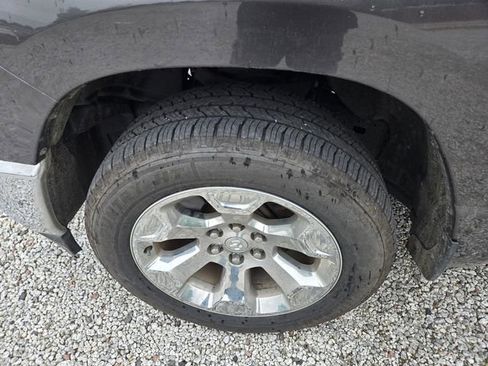 Used 2020 RAM 1500 Big Horn AWD/4WD image 4