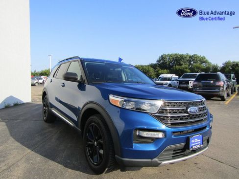 Certified 2022 Ford Explorer XLT w/ Equipment Group 202A AWD/4WD image 11