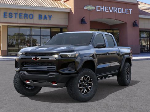 New 2026 Chevrolet Colorado ZR2 w/ Technology Package AWD/4WD image 6