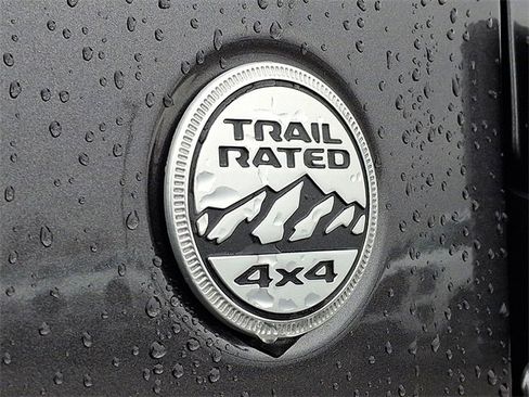 Used 2018 Jeep Wrangler Unlimited Sport image 30