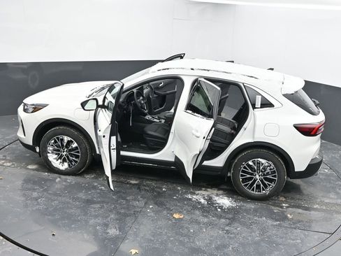 New 2026 Ford Escape Base w/ Class II Trailer Tow Package image 62