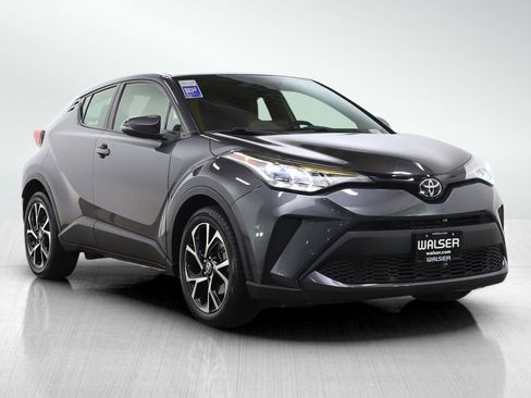 Used 2021 Toyota C-HR XLE image 7