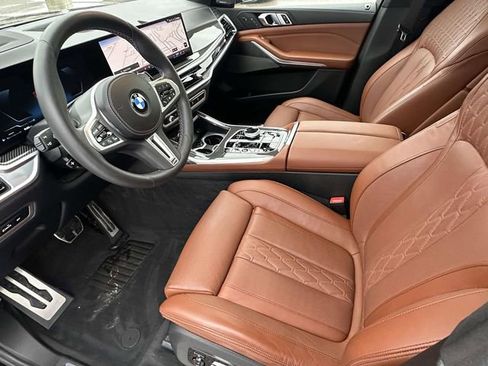 Certified 2024 BMW X7 M60i w/ Executive Package image 2