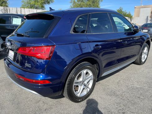 Used 2018 Audi Q5 2.0T Premium AWD/4WD image 7