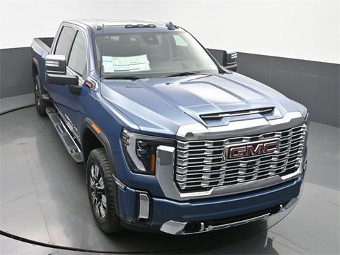 New 2025 GMC Sierra 2500 Denali w/ Denali Reserve Package image 45