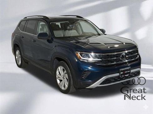 Used 2022 Volkswagen Atlas SE w/ Panoramic Sunroof Package AWD/4WD image 7