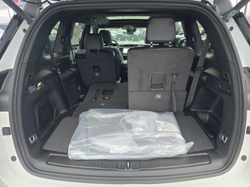 New 2026 Jeep Grand Cherokee L Limited AWD/4WD image 18