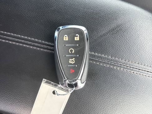 Used 2024 Chevrolet Malibu LT FWD image 24
