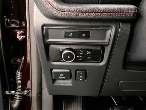 Used 2023 Ford Expedition Max Limited image 29