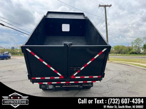 Used 2013 Ford F550 4x4 Crew Cab Super Duty w/ Payload Upgrade Pkg image 27