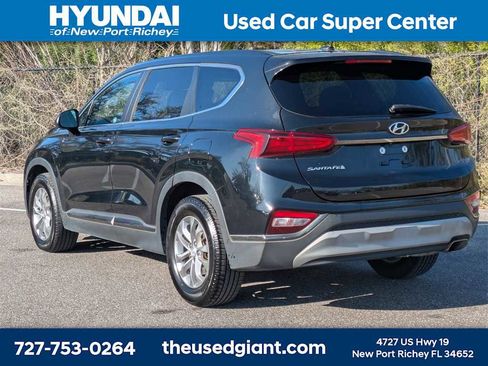 Used 2019 Hyundai Santa Fe SE w/ Cargo Package image 3