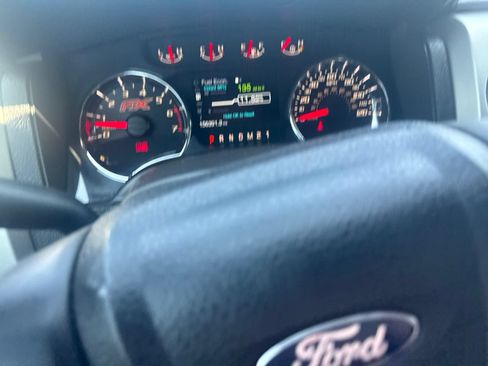 Used 2014 Ford F150 FX4 w/ Equipment Group 402A Luxury AWD/4WD image 31