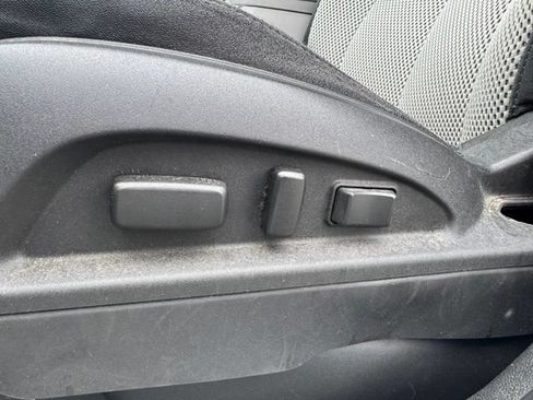 Used 2015 Chevrolet Equinox LT w/ Driver Convenience Package AWD/4WD image 16