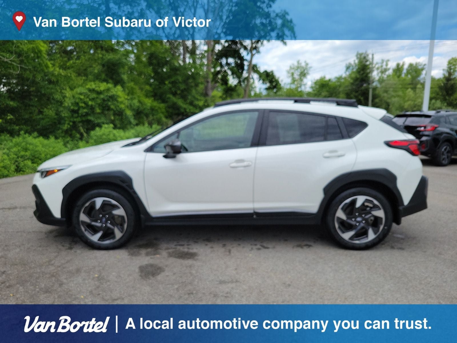 Used 2025 Subaru Crosstrek 2.5i Limited AWD/4WD image 2