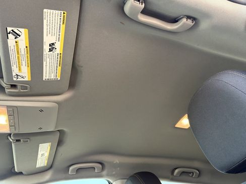 Used 2022 Chevrolet Trax LS w/ Tint and Cruise Package image 28