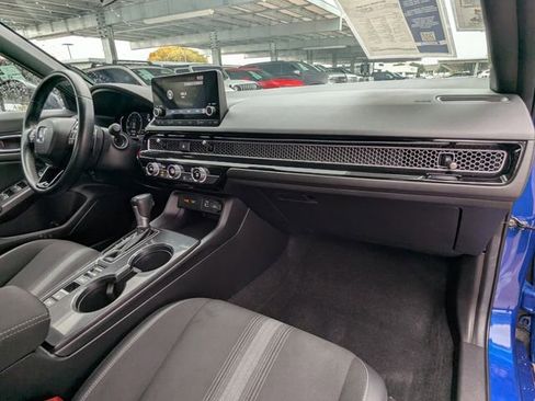Used 2022 Honda Civic Sport image 24