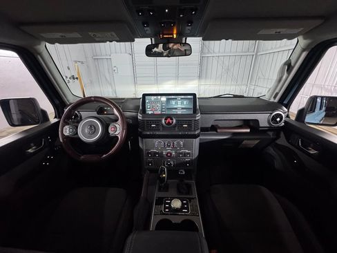 Used 2024 INEOS Grenadier AWD/4WD image 18