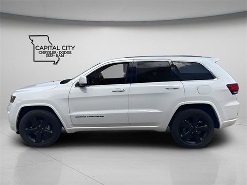 Used 2015 Jeep Grand Cherokee Altitude image 5