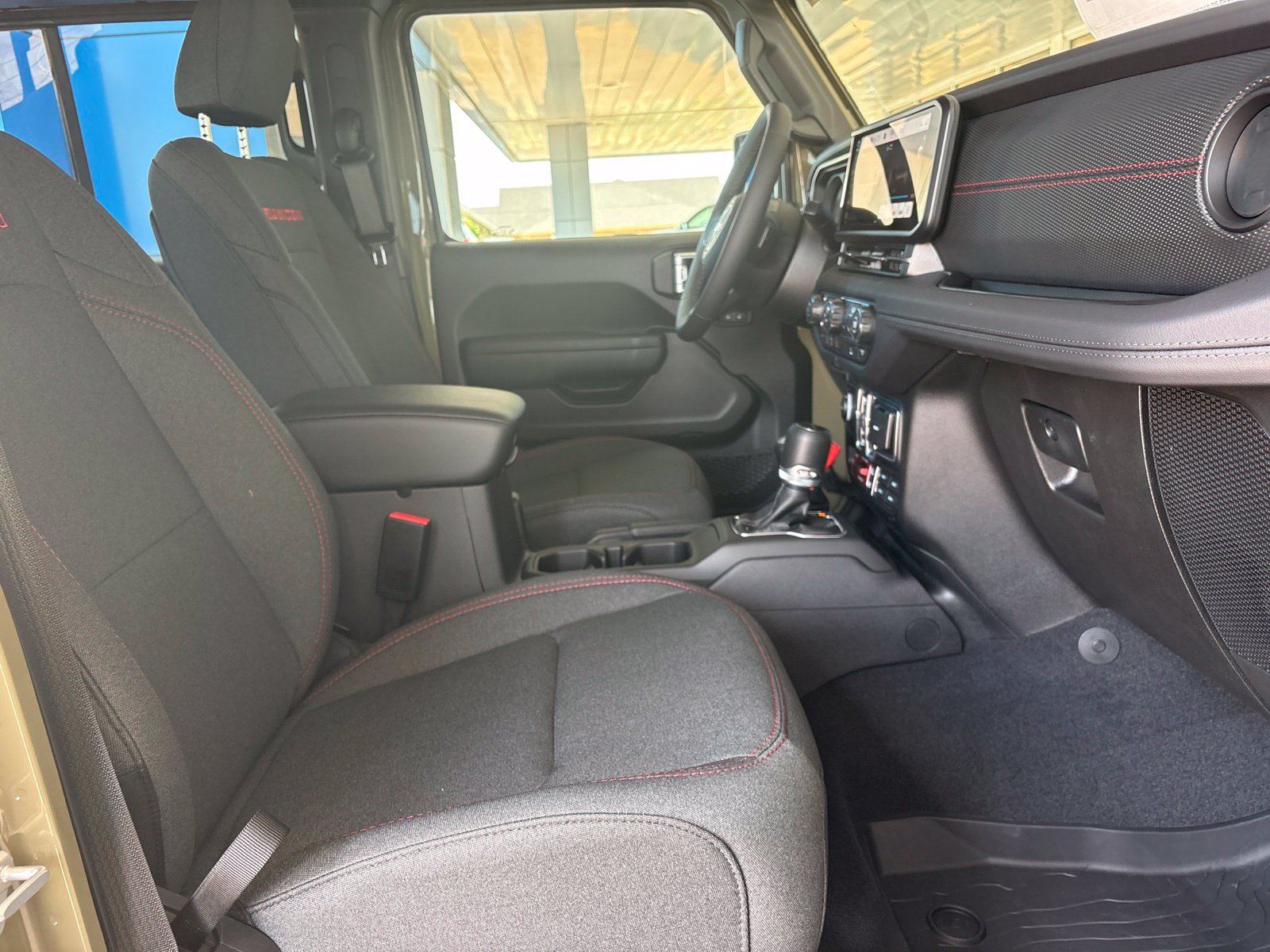 New 2026 Jeep Gladiator Rubicon AWD/4WD image 17