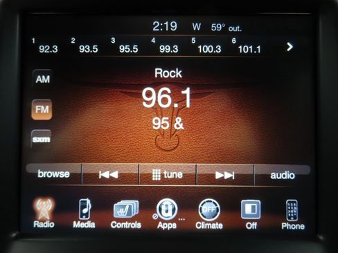 Used 2016 RAM 1500 Sport image 16